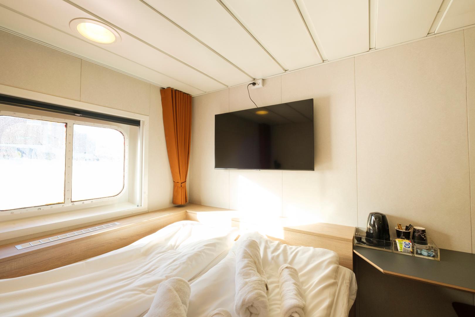 Junior Suite double bed