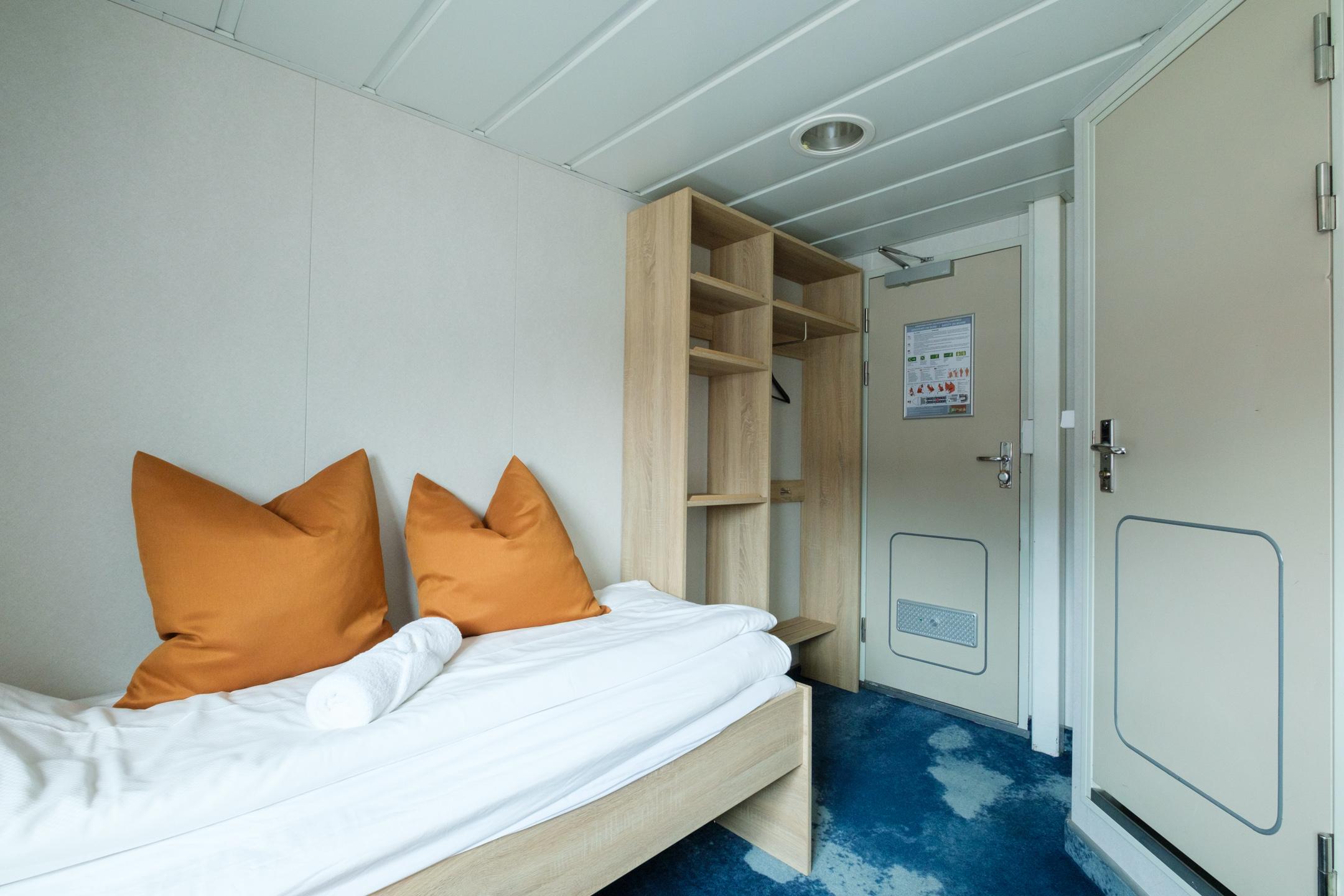 Junior Suite Twin Bed, deck 4
